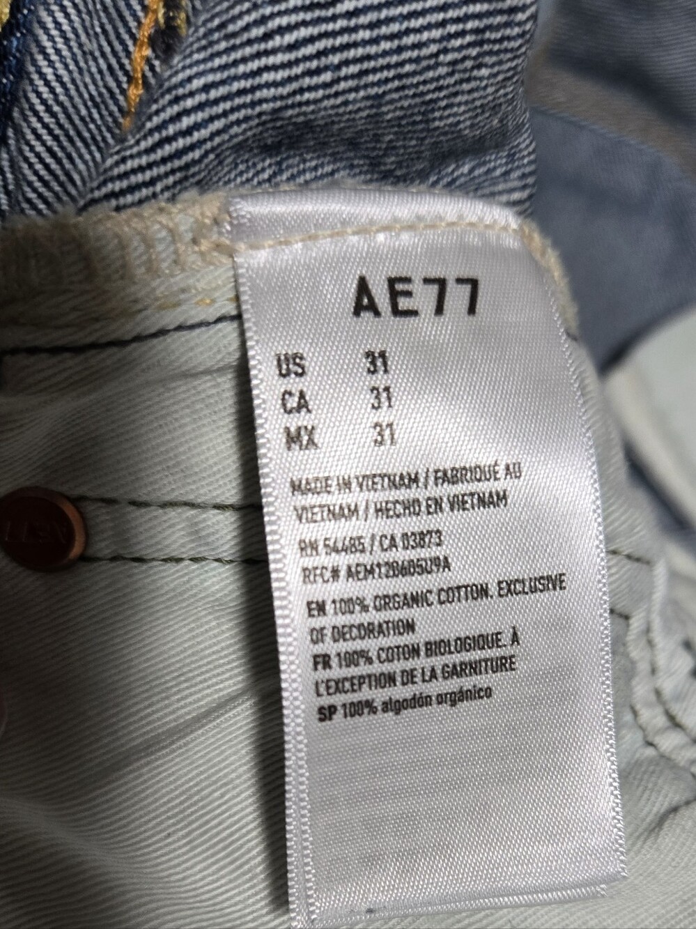 AE77 Premium Wide Crop Blue Women's Button-Fly Cuffed Jeans Size 31 - Picture 9 of 14